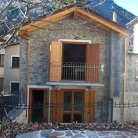 Lampone Apartment