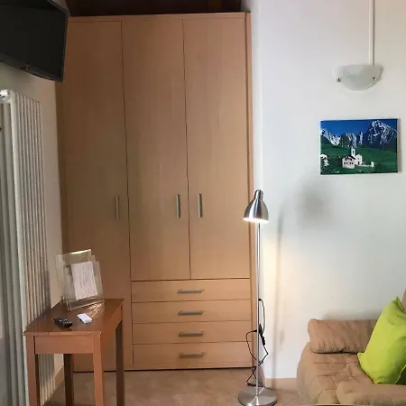 Lampone Apartment *